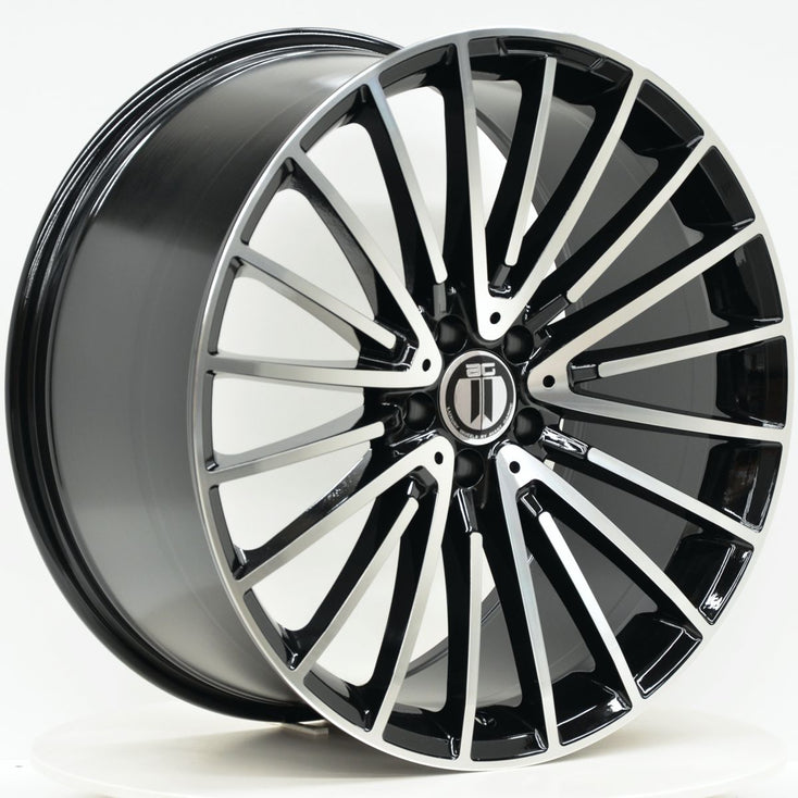 Load image into Gallery viewer, AM600 19x8.5 ET45 5/112 Black Machined Face
