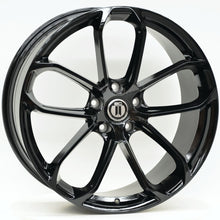 Load image into Gallery viewer, FORM 22 Inch Staggered Gloss Black Wheels - PORSCHE CAYENNE 9Y
