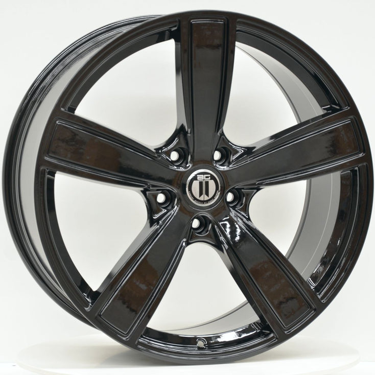 Load image into Gallery viewer, GTS 22 Inch 5/130 Black Wheels - PORSCHE CAYENNE