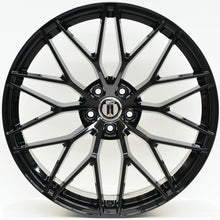 Load image into Gallery viewer, SPYDER 22 Inch 5/130 Gloss Black Wheels - PORSCHE CAYENNE 9Y

