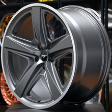 Load image into Gallery viewer, Forged Style 820 Grey Machined Lip 20 Inch Staggered Wheels - Ford Mustang
