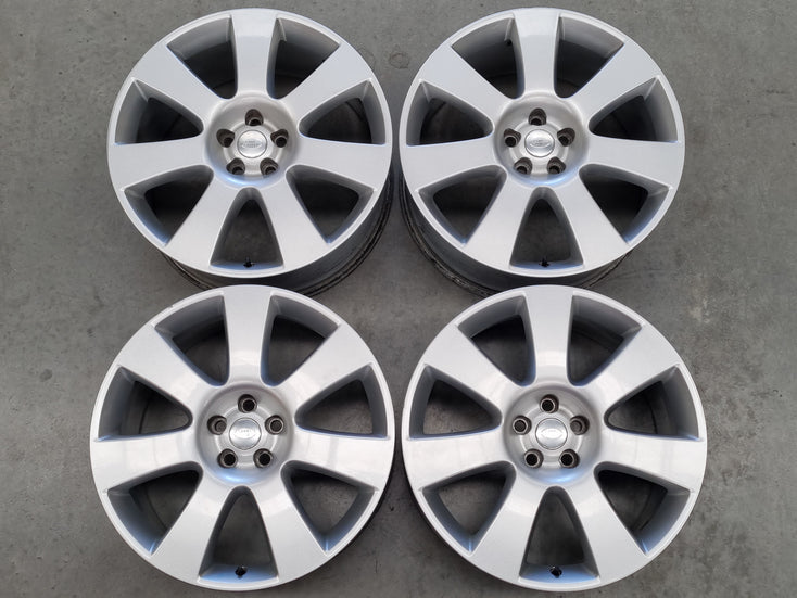 Load image into Gallery viewer, Genuine Range Rover Vogue Silver 22 Inch Alloy Wheels Set of 4