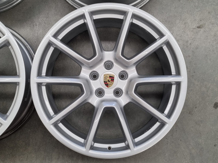 Load image into Gallery viewer, Genuine Porsche Macan S Silver 20 Inch Wheels Set of 4