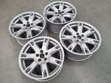 Load image into Gallery viewer, Genuine Range Rover Evoque BJ32 18 Inch Alloy Wheels Set of 4
