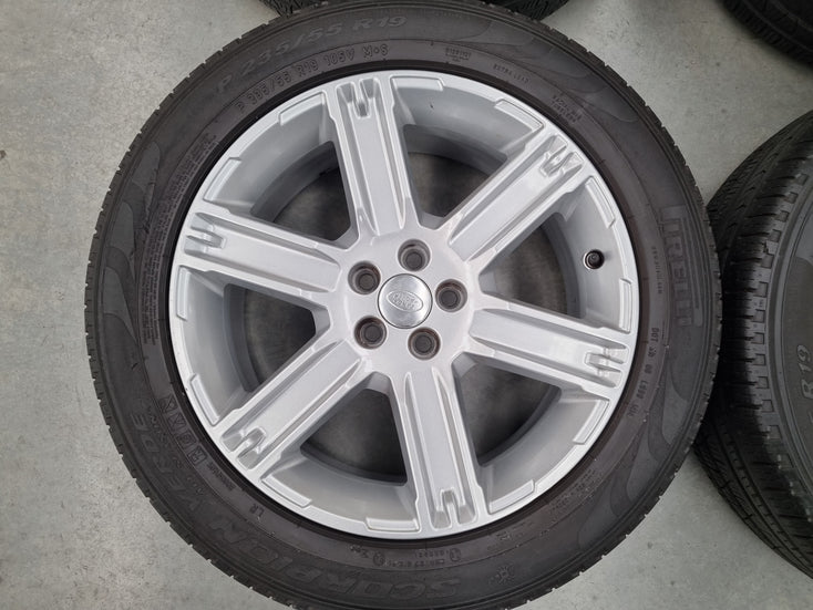 Load image into Gallery viewer, Genuine Range Rover Evoque BJ32 19 Inch Wheels and Tyres Set of 4