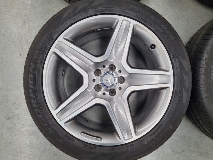 Load image into Gallery viewer, Genuine Mercedes Benz GLE350 AMG 20 Inch Wheels and Tyres Set of 4