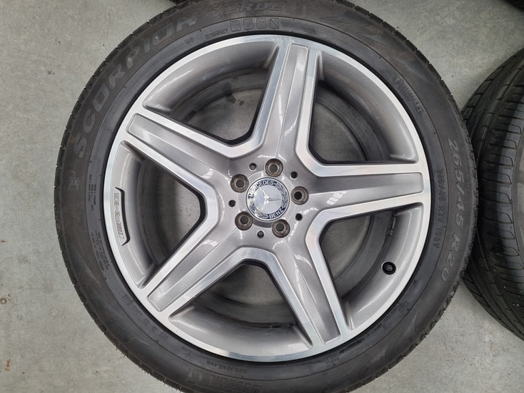 Load image into Gallery viewer, Genuine Mercedes Benz GLE350 AMG 20 Inch Wheels and Tyres Set of 4