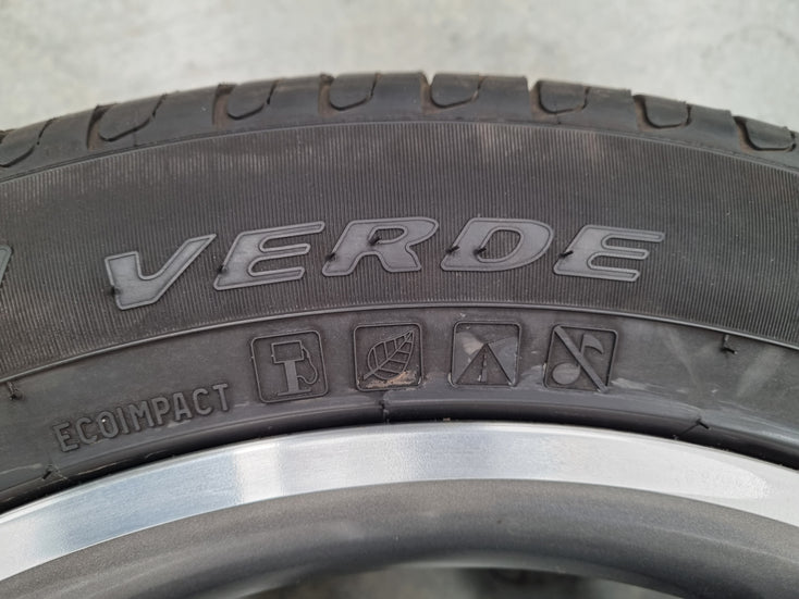 Load image into Gallery viewer, Genuine Mercedes Benz GLE350 AMG 20 Inch Wheels and Tyres Set of 4