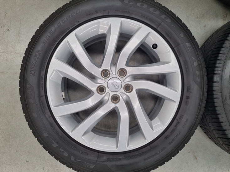 Load image into Gallery viewer, Genuine Land Rover Discovery 5 Silver 20 Inch Wheels and Tyres Set of 4