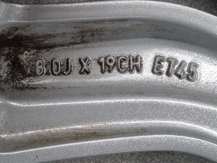 Load image into Gallery viewer, Genuine Land Rover Discovery Sport 19 Inch Alloy Wheels Set of 4