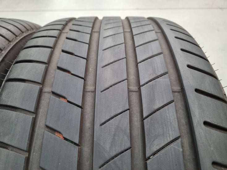 Load image into Gallery viewer, Genuine BMW X5 G05 Style M740 20 Inch Wheels and Tyres Set of 4