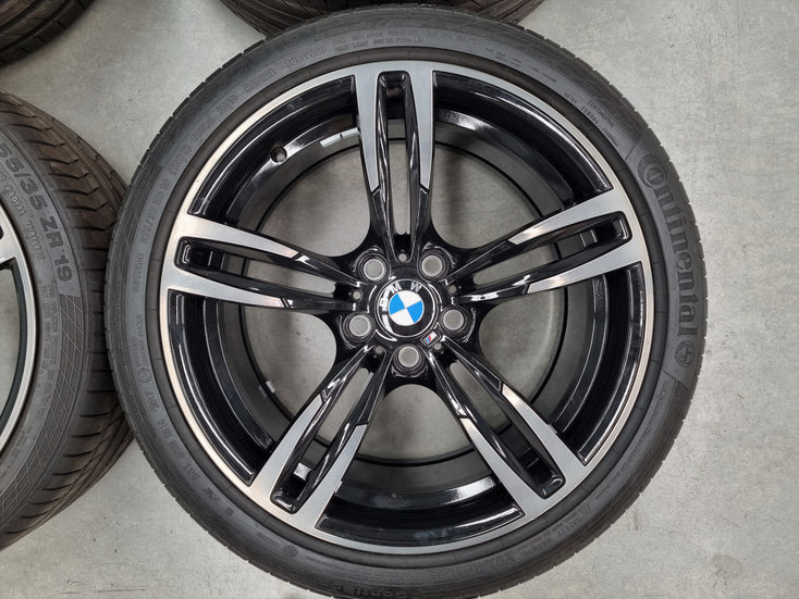 Load image into Gallery viewer, Genuine BMW M3 M4 F80 F82 Style 437M 19 Inch Wheels and Tyres Set of 4