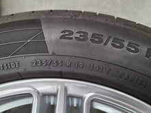 Load image into Gallery viewer, Genuine Porsche Macan 2021 Model 19 Inch Wheels and Tyres Set of 4
