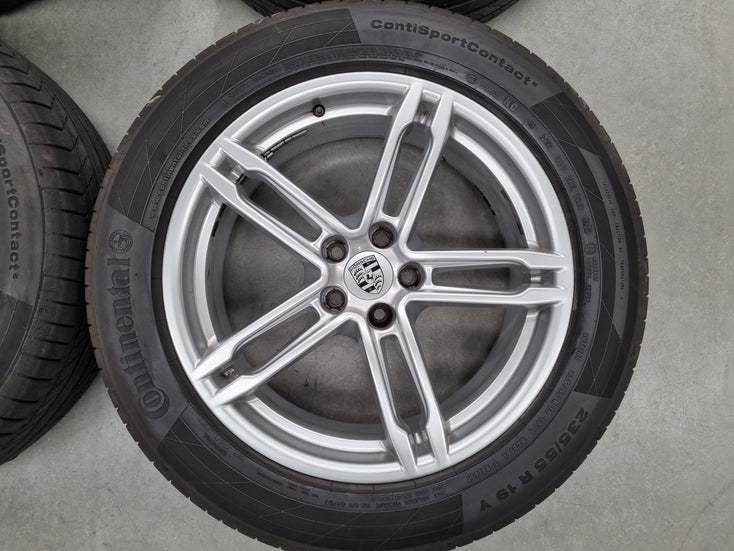 Load image into Gallery viewer, Genuine Porsche Macan S 19 Inch Wheels and Tyres Set of 4