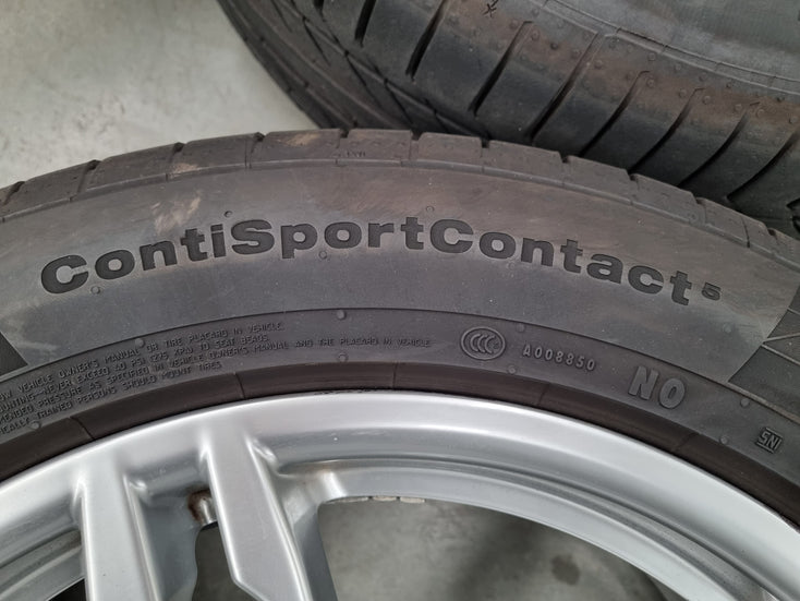 Load image into Gallery viewer, Genuine Porsche Macan S 19 Inch Wheels and Tyres Set of 4