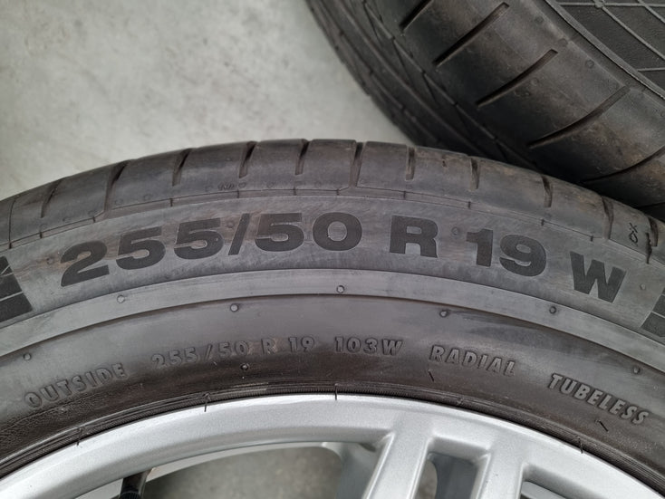 Load image into Gallery viewer, Genuine Porsche Macan S 19 Inch Wheels and Tyres Set of 4
