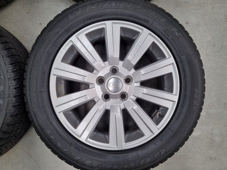 Load image into Gallery viewer, Genuine Land Rover Discovery 4 Silver 19 Inch Wheels and Tyres Set of 4