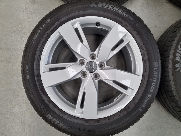 Load image into Gallery viewer, Genuine AUDI Q5 19 Inch Wheels and Michelin Tyres Set of 4
