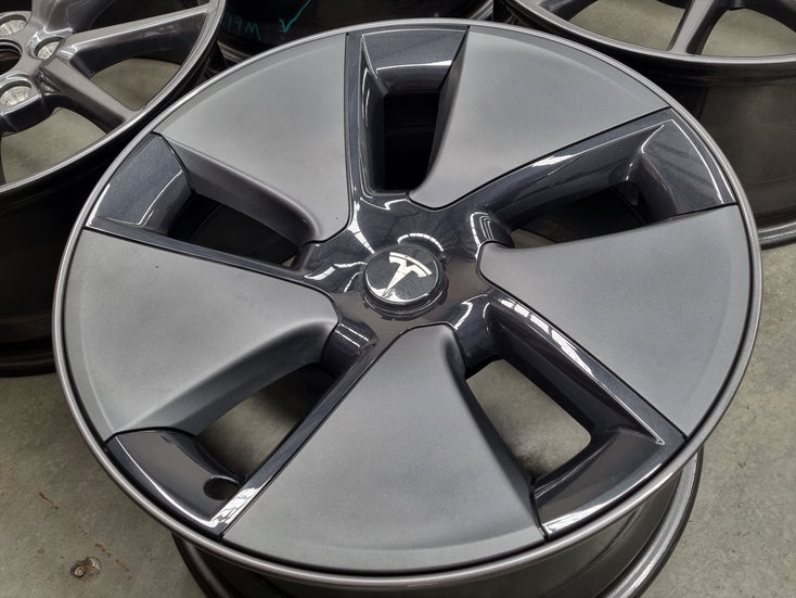 Load image into Gallery viewer, Genuine TESLA Model 3 Grey 18 Inch Wheels and Caps Set of 4