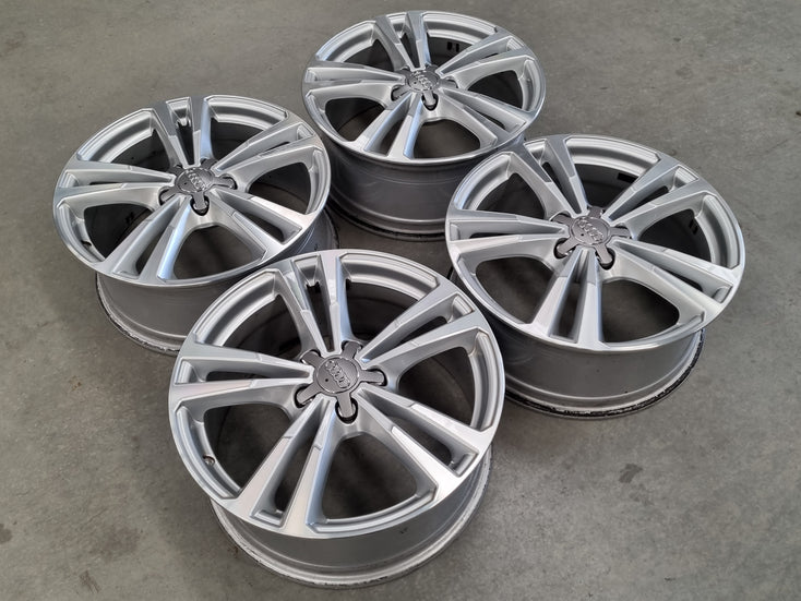 Load image into Gallery viewer, Genuine AUDI S3 Silver 2018 Model 18 Inch Alloy Wheels Set of 4