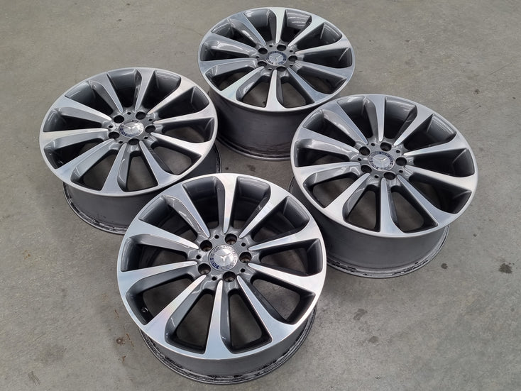 Load image into Gallery viewer, Genuine Mercedes Benz C250 W205 19 Inch Wheels Set of 4