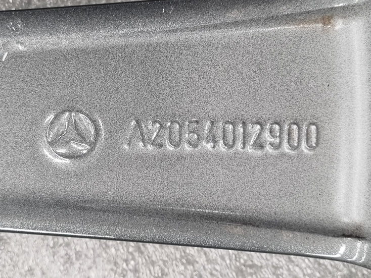 Load image into Gallery viewer, Genuine Mercedes Benz C250 W205 19 Inch Wheels Set of 4