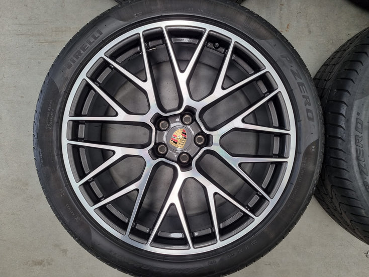 Load image into Gallery viewer, Genuine Porsche Macan 2021 Model 21 Inch Spyder Wheels and Tyres Set of 4