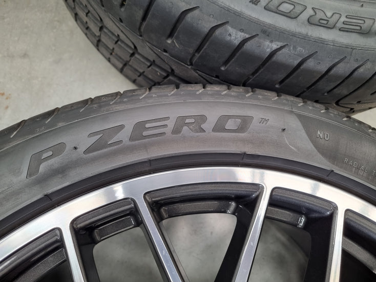 Load image into Gallery viewer, Genuine Porsche Macan 2021 Model 21 Inch Spyder Wheels and Tyres Set of 4