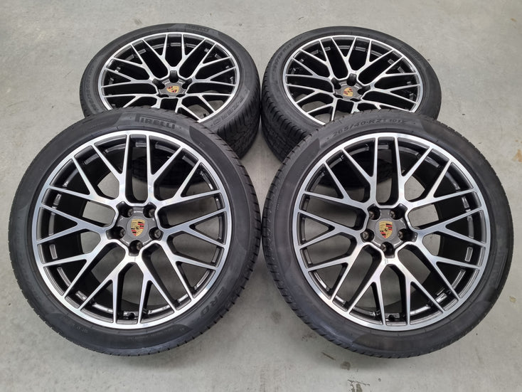 Load image into Gallery viewer, Genuine Porsche Macan 2021 Model 21 Inch Spyder Wheels and Tyres Set of 4