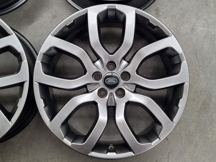 Load image into Gallery viewer, Genuine Range Rover Evoque Shadow 20 Inch Alloy Wheels Set of 4