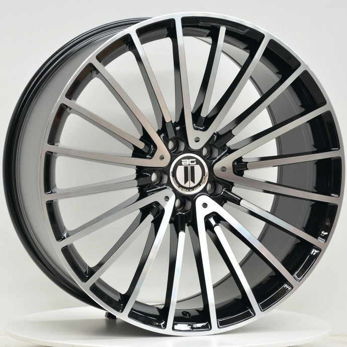 AM600 19 Inch Staggered ET45 Black Machined Face