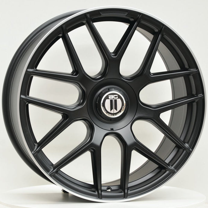 AM636 20 Inch Staggered ET42 Black Machined Lip