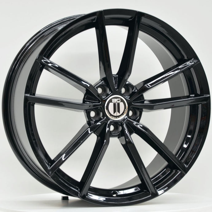 RAZOR 17x7.5 ET35 5/100 Gloss Black